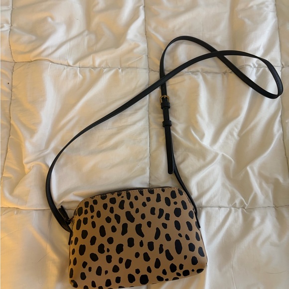 Leopard Print Crossbody Bag - Picture 2 of 3